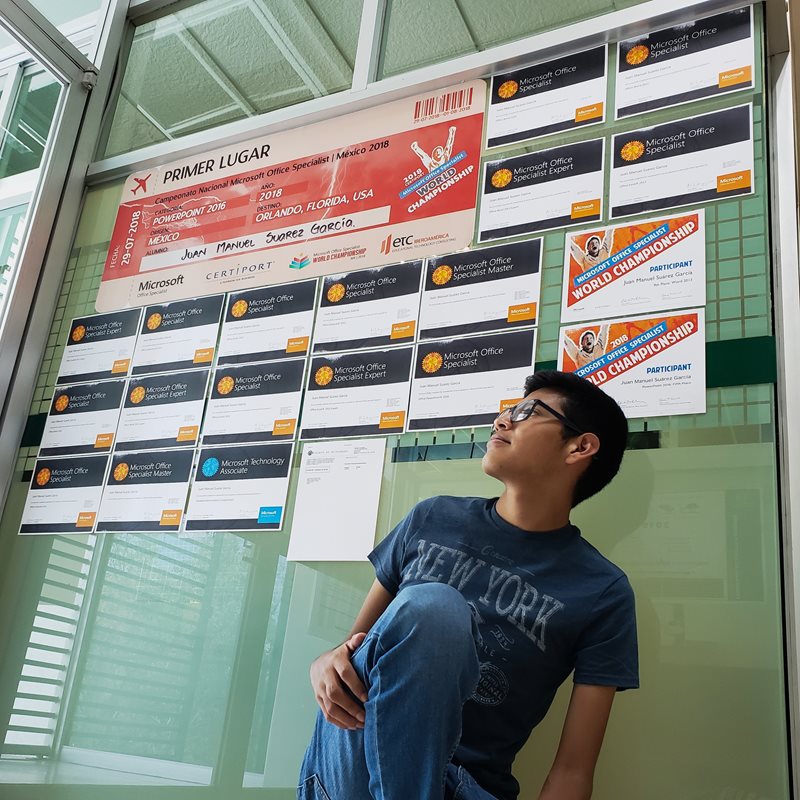 Juan as a MOS Champion