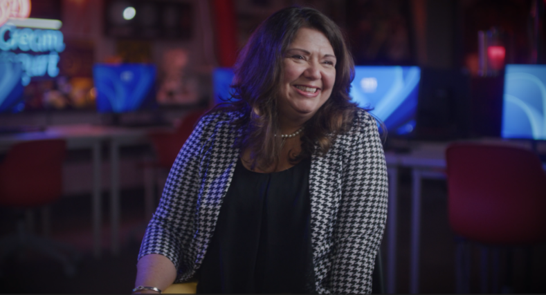 Karen Coulombe Headshot